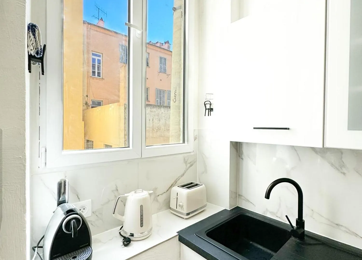 L'Echappee De Nice Riviera I Centre-Ville I Climatise I Proche Gare Et Plage I Ideal Couple Et Famille Apartment