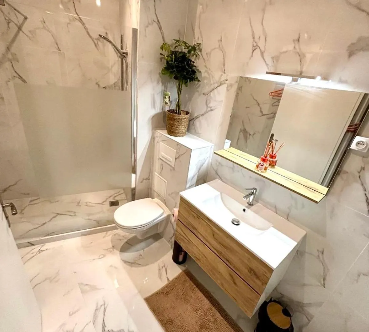 Apartment L'Echappee De Nice Riviera I Centre-Ville I Climatise I Proche Gare Et Plage I Ideal Couple Et Famille